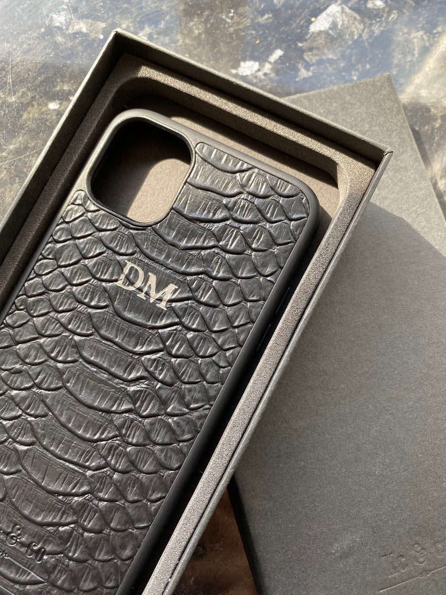 IPhone XR Case BLACK Personalised Pebble Leather Customised 