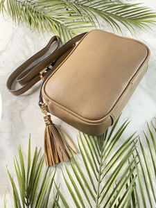 TAN CROSS BODY MESSENGER CAMERA BAG